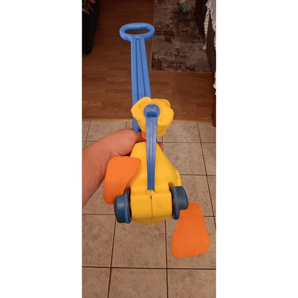 Vintage 1998 Walk 'n Waddle Duck w/ Baby Duckling Push Toy w/ Sound Fisher-Price - Picture 7 of 7